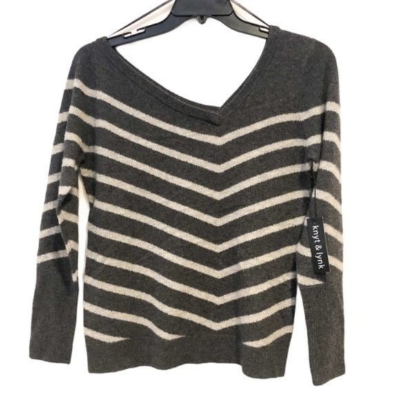 KNYT & LYNK Cashmere V-Neck Chevron Sweater - NWT - Size Small - Picture 3 of 3